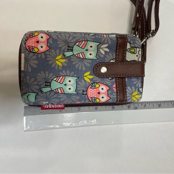 Unionbay crossbody wallet purse. Never used. No tags. Owl print. Wristlet - Picture 9 of 10
